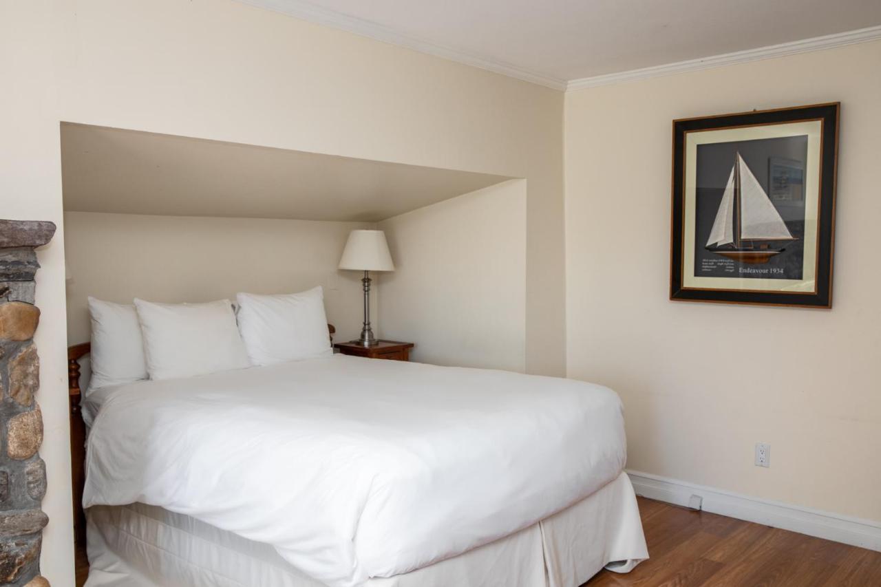Three Village 2* Stony Brook